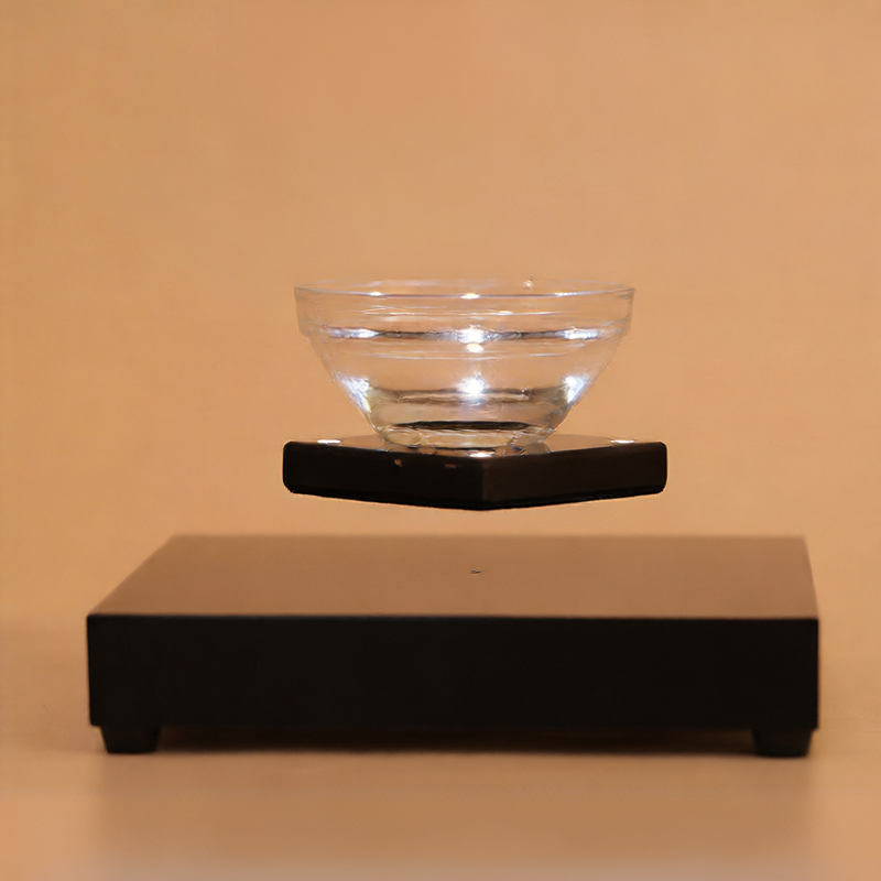 Présentoir magnétique rotation 360 pour objet , cosmétique parfum et bijoux